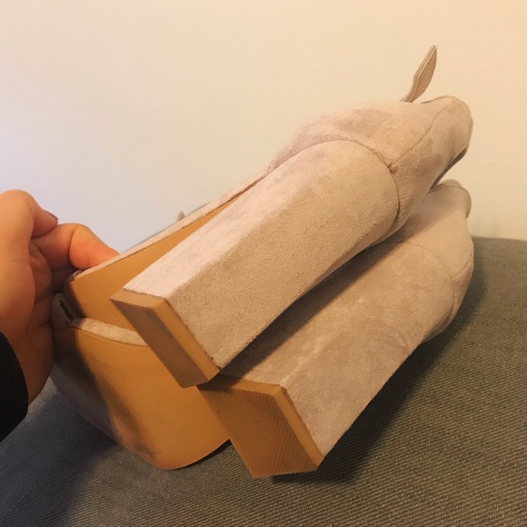 SOLD - Picture 5 of 7